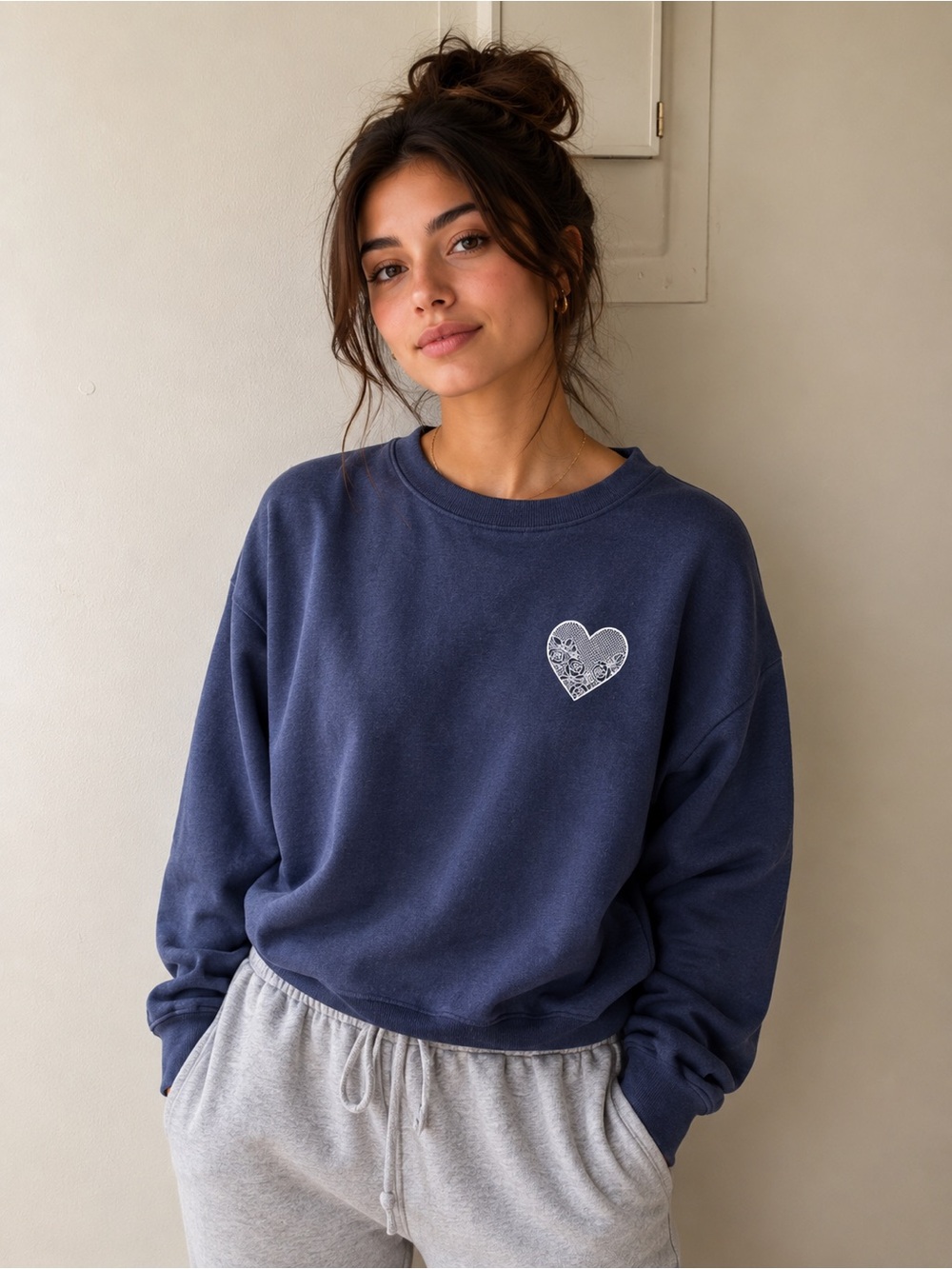 Cloud Soul Embroidered Heart Sweatshirt – Size Small 💙